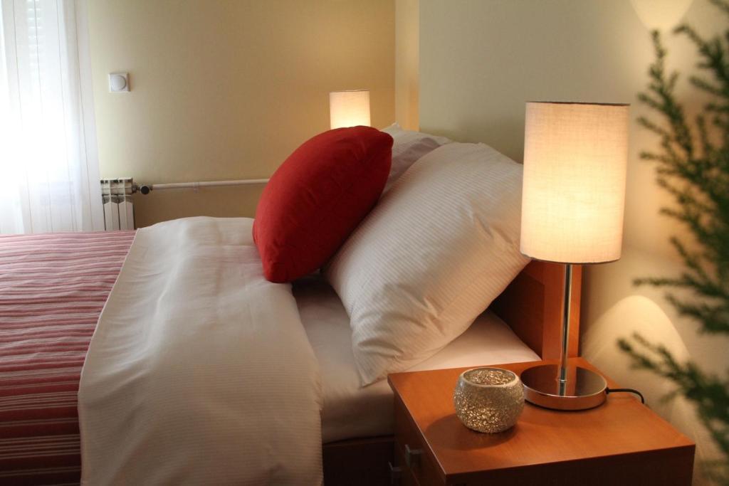 Rooms Villa Aria Sesvete Ngoại thất bức ảnh
